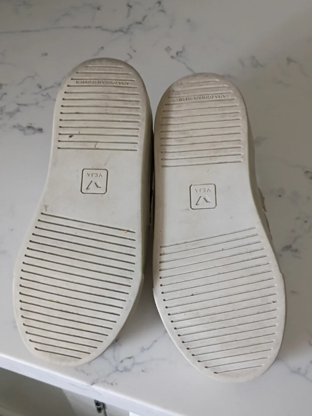 Veja Kids Sneakers